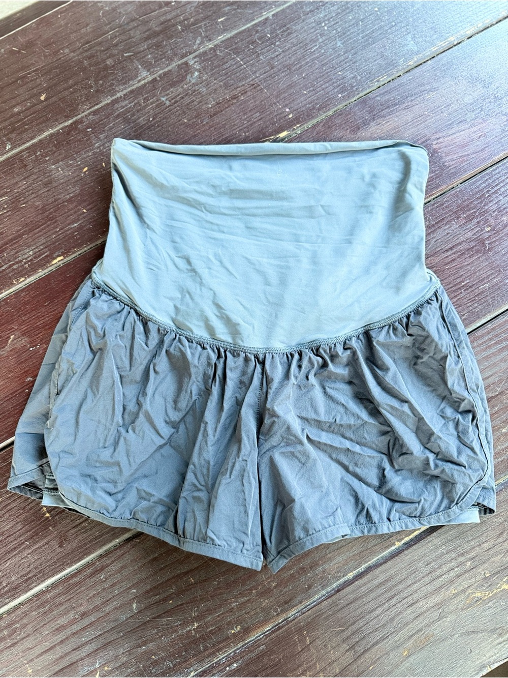 Maacie Maternity Shorts Size S